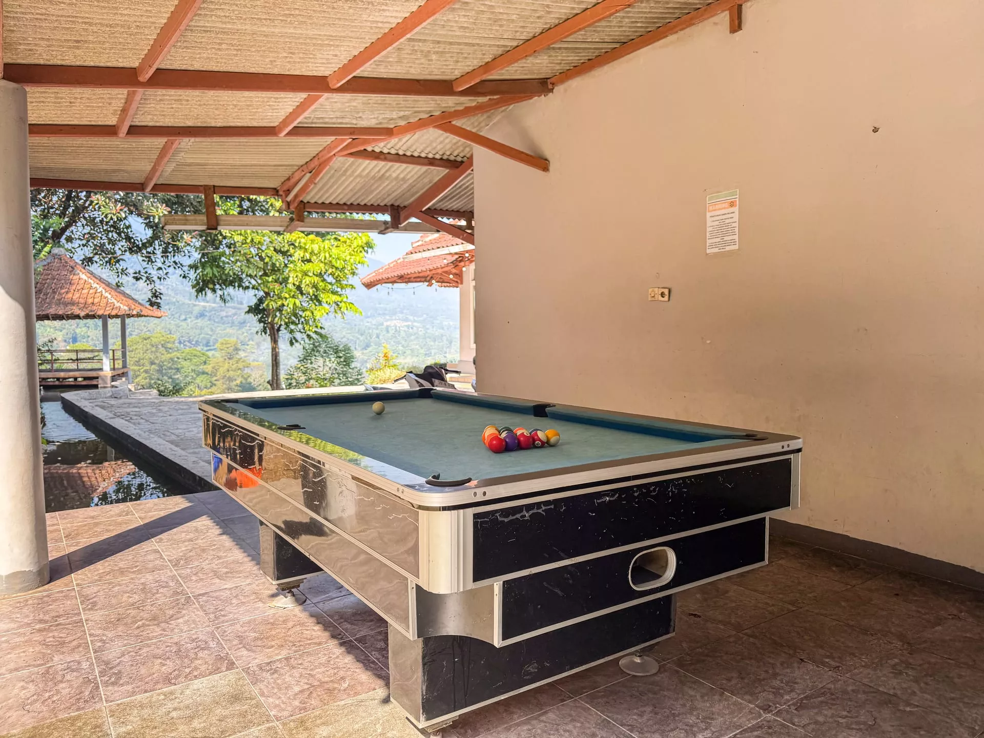 Villa Kaca 1 sorotan 2