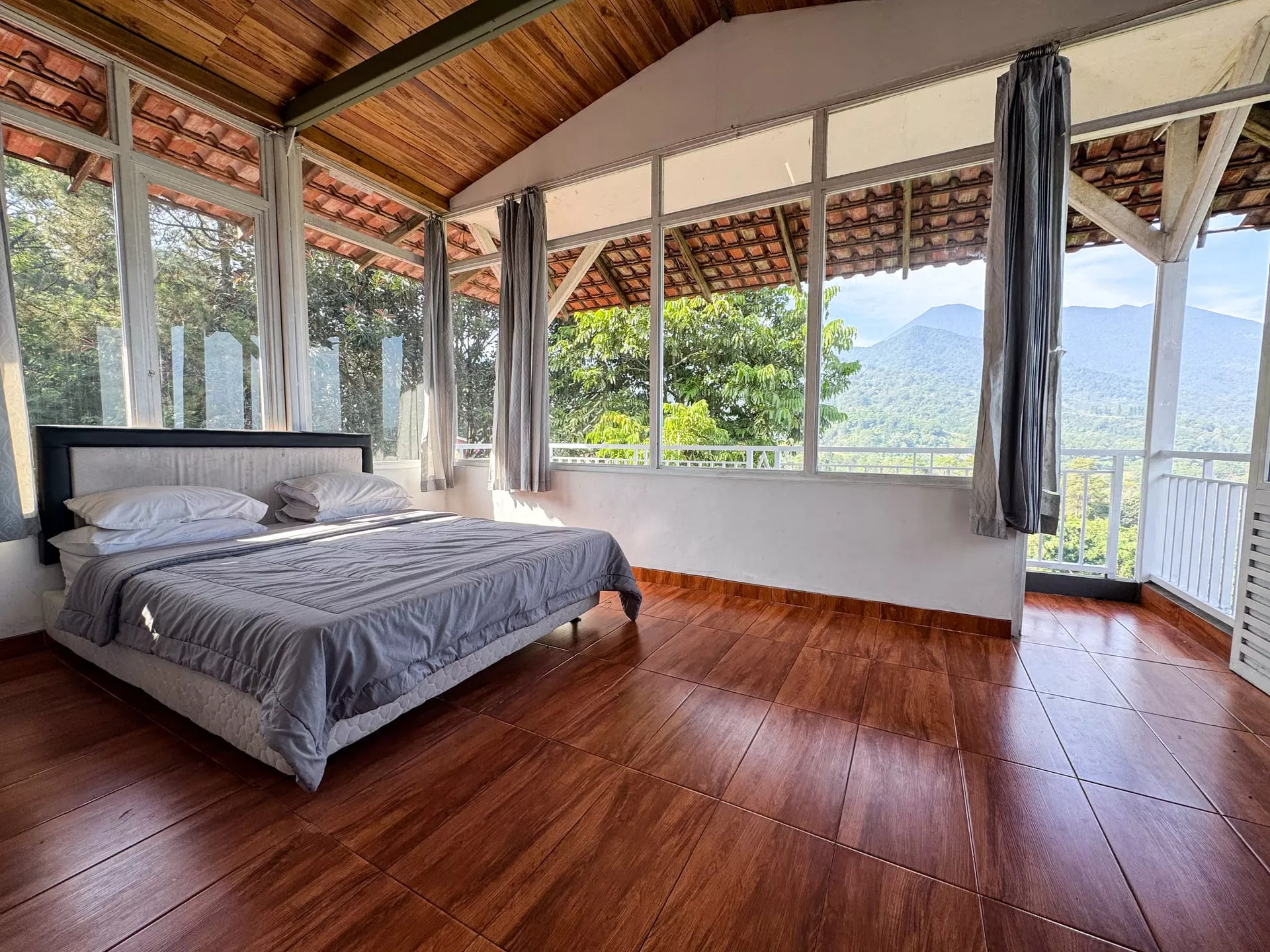 Villa Kaca 1 sorotan 16