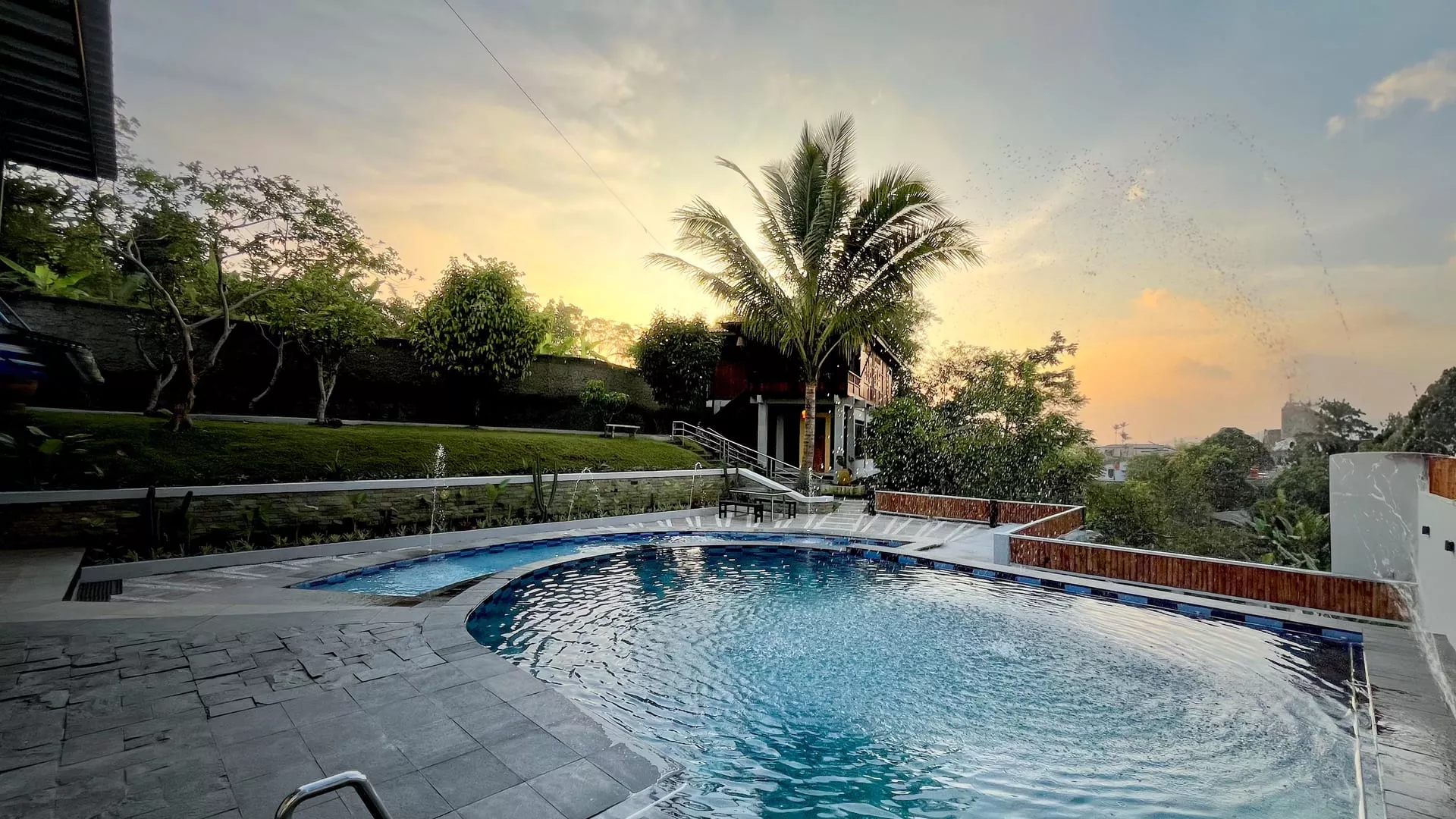 Villa Arsy sorotan 5