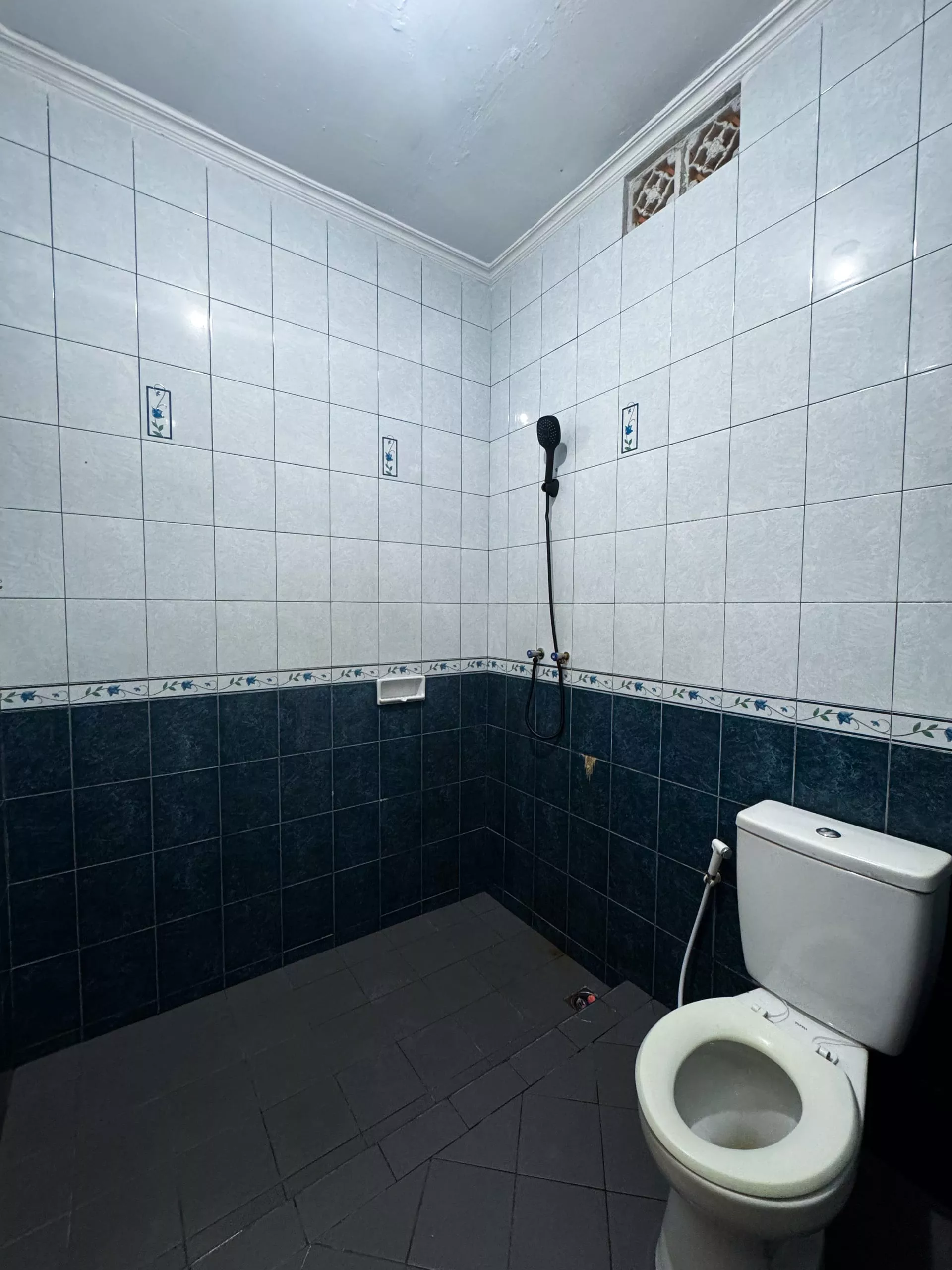 Villa Cemara sorotan 19